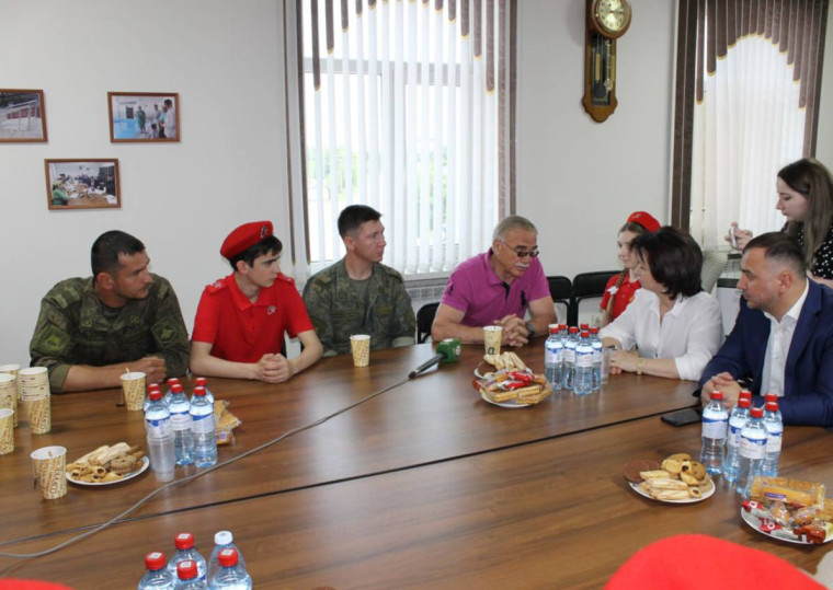 Встреча участников СВО с юнармейцами Ингушетии.
